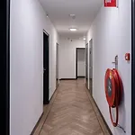 Budget W Kitchen, Station Close, Wifi Access בית נופש
