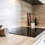 Budget W Kitchen, Station Close, Wifi Access