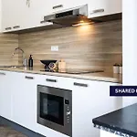 Budget W Kitchen, Station Close, Wifi Access * טילבורג