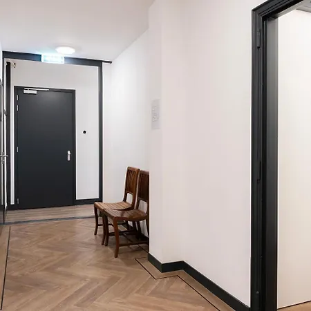 Budget W Kitchen, Station Close, Wifi Access * טילבורג