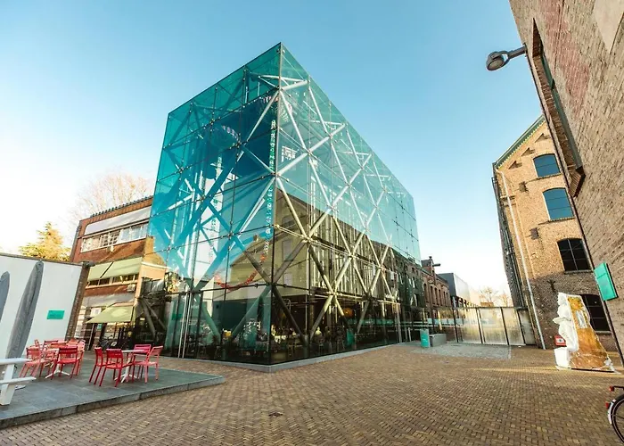 Budget W Kitchen, Station Close, Wifi Access *