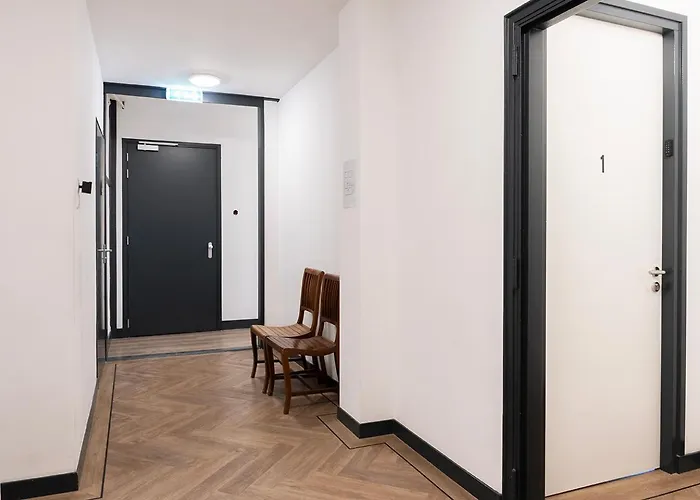 Budget W Kitchen, Station Close, Wifi Access * Tilburg