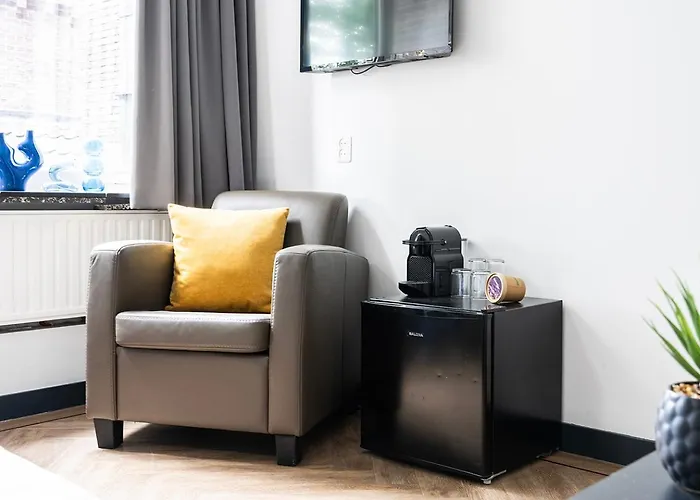 Ferienhaus Budget W Kitchen, Station Close, Wifi Access *